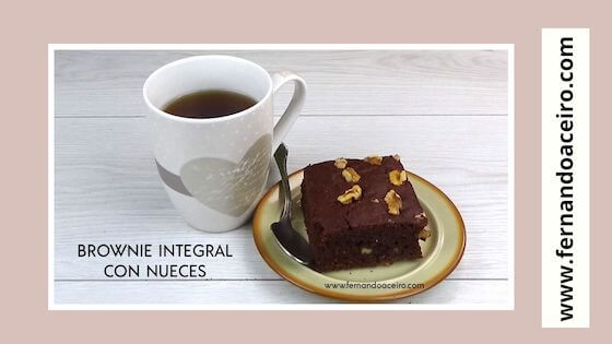 Brownie integral con nueces.